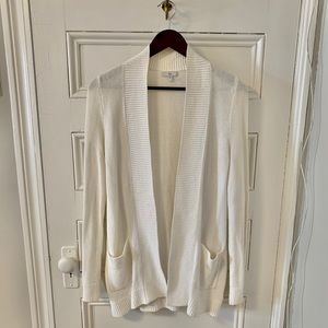 The Gap size M knitted long sleeve.